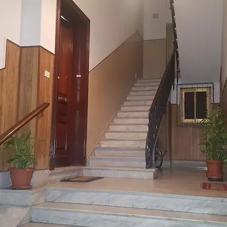 Exclusive House Center Apartment