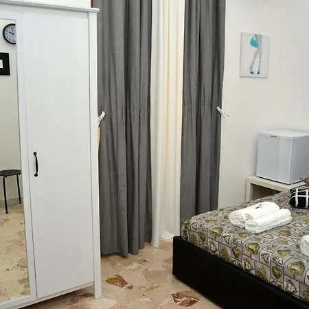 Exclusive House Center *