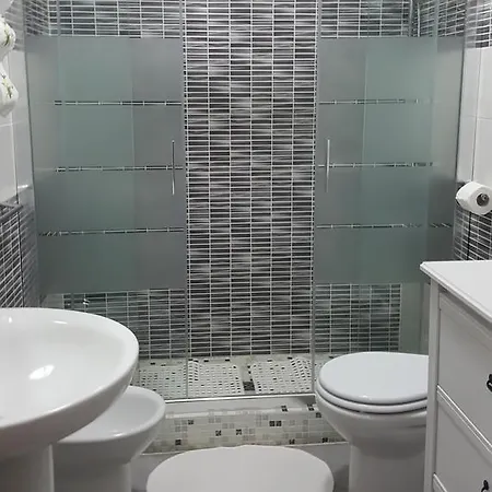Exclusive House Center