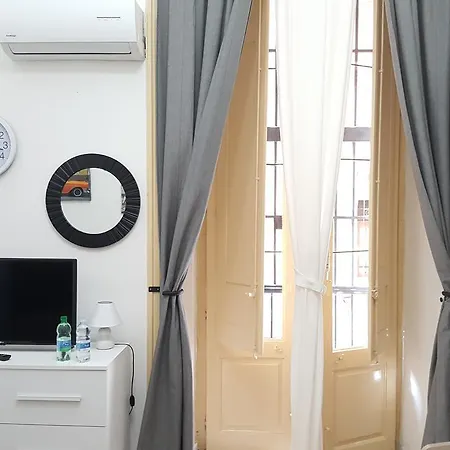 Exclusive House Center * Catania